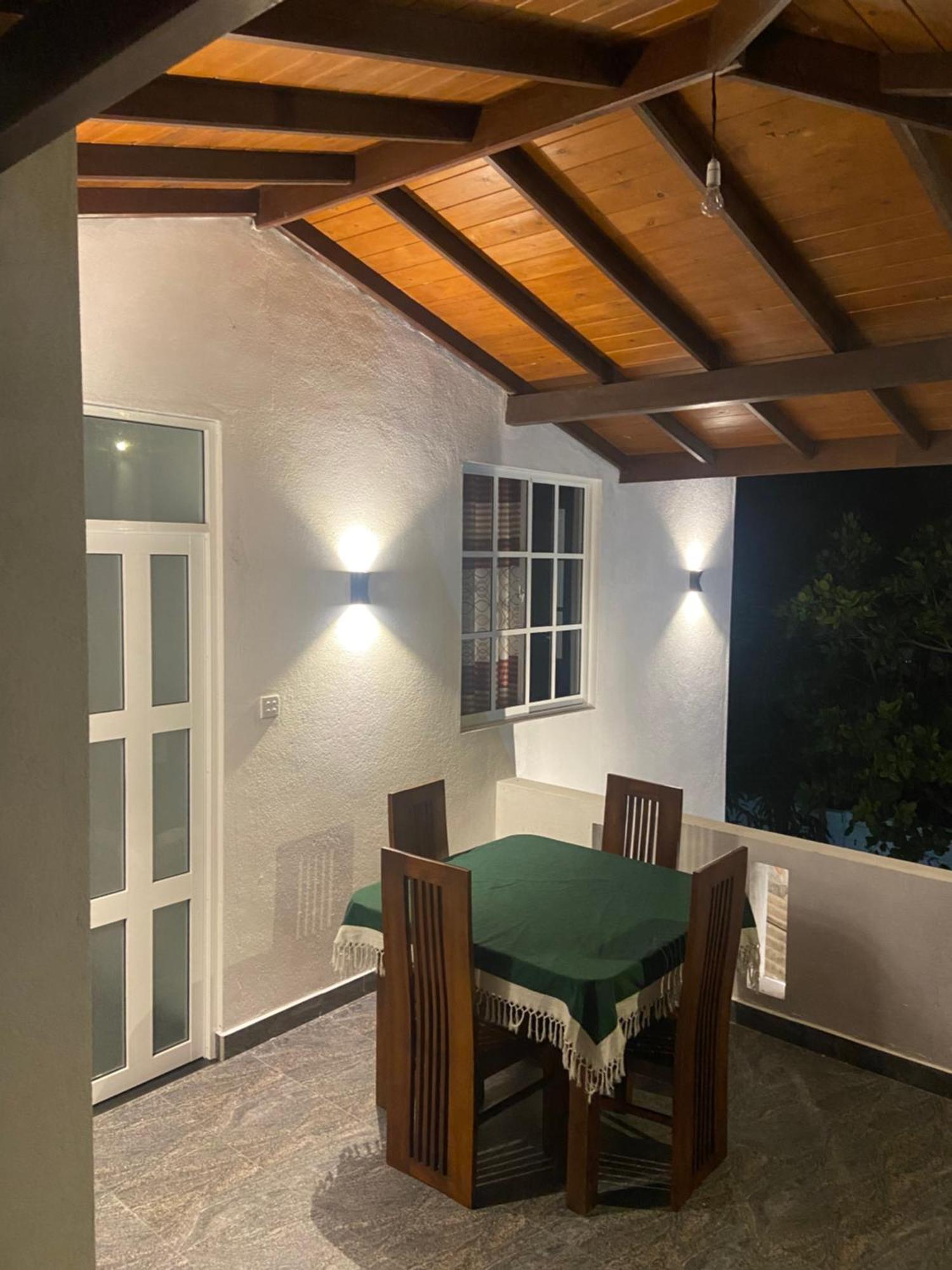 Mirissa Gold Rush Villa Екстериор снимка
